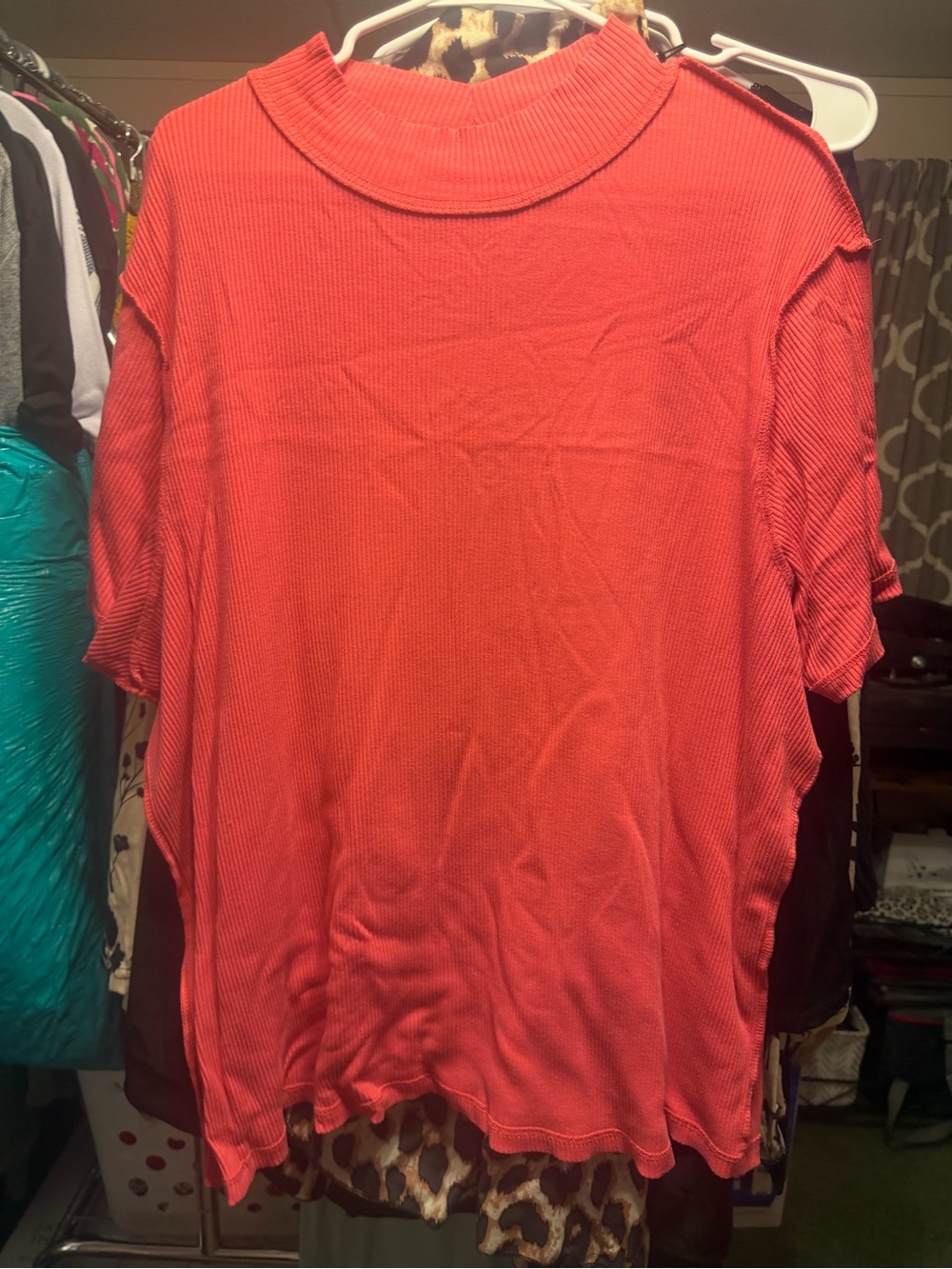 Avenue Coral Ribbed Short Sleeve Top